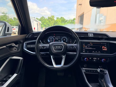 Used 2023 Audi Q3 2.0T Premium AWD/4WD image 14