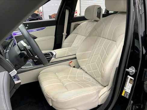 Certified 2024 BMW 750e xDrive w/ Executive Package image 13