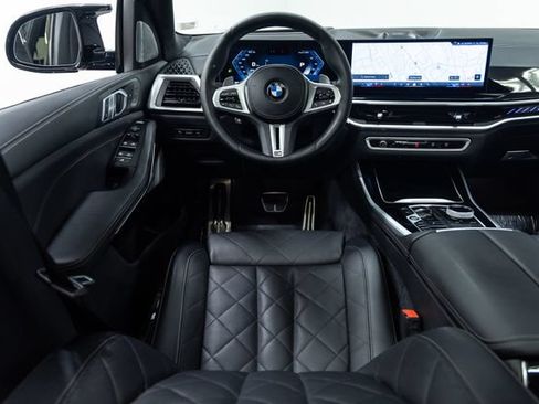 Used 2024 BMW X5 M60i AWD/4WD image 3