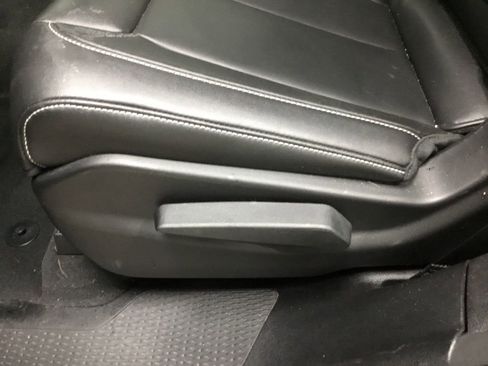 Used 2023 Jeep Grand Cherokee L Limited image 29