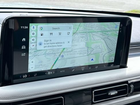 New 2027 Lincoln Aviator AWD image 31