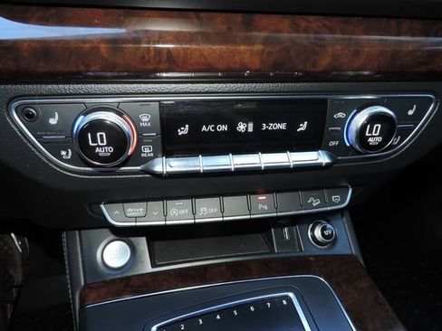 Used 2019 Audi Q5 2.0T Premium Plus w/ Premium Plus Package AWD/4WD image 27