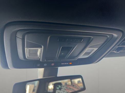 Used 2019 GMC Sierra 1500 AT4 w/ AT4 Premium Package image 16