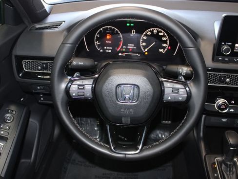 Used 2023 Honda Civic Sport image 11