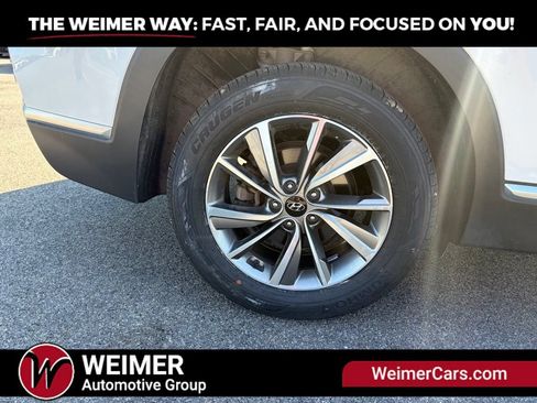 Used 2020 Hyundai Santa Fe SEL w/ Convenience Package AWD/4WD image 12