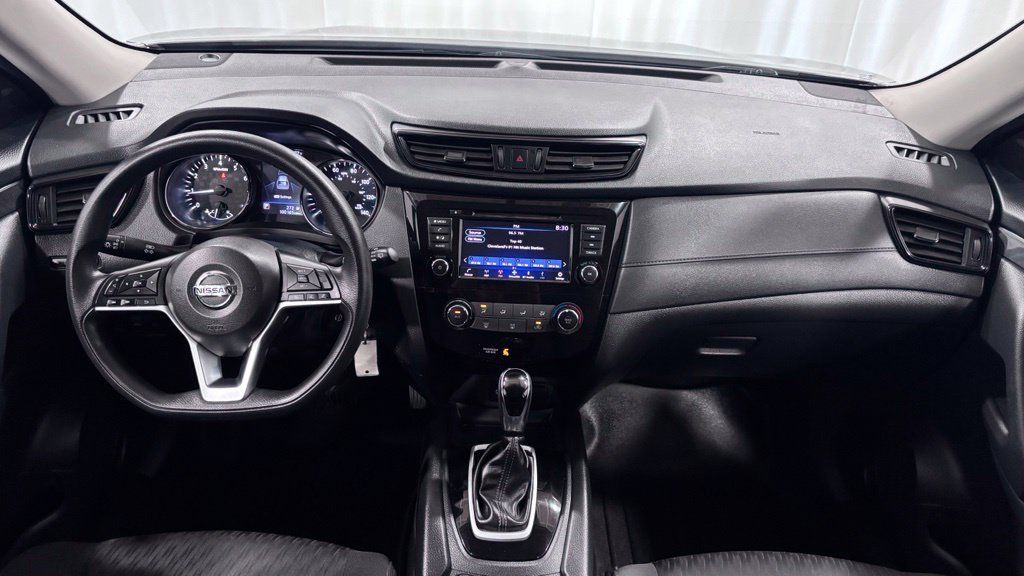 Used 2018 Nissan Rogue S AWD/4WD image 2
