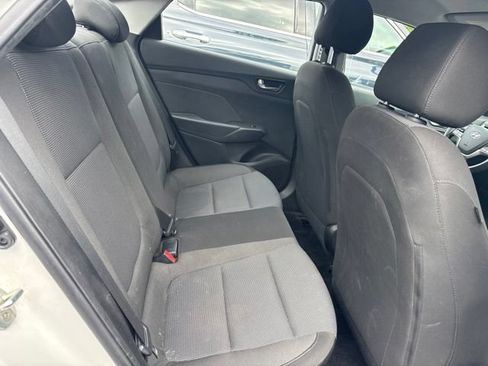 Used 2018 Hyundai Accent SE FWD image 9