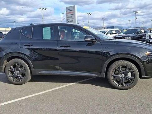 Used 2024 Dodge Hornet R/T Plus w/ R/T Blacktop Package image 9