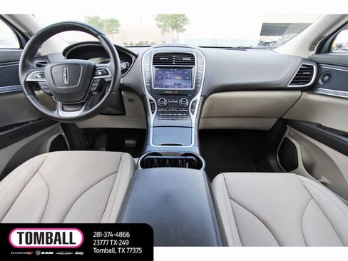 Used 2020 Lincoln Nautilus Reserve image 10