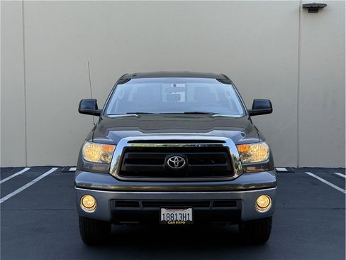 Used 2012 Toyota Tundra 4x4 Double Cab image 3