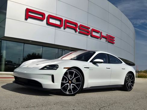 New 2026 Porsche Taycan image 1