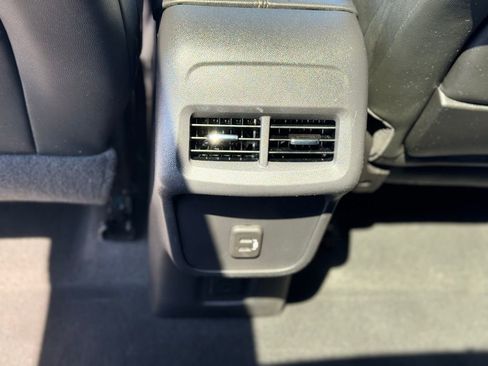 Certified 2023 GMC Terrain AT4 w/ Tech Package AWD/4WD image 25