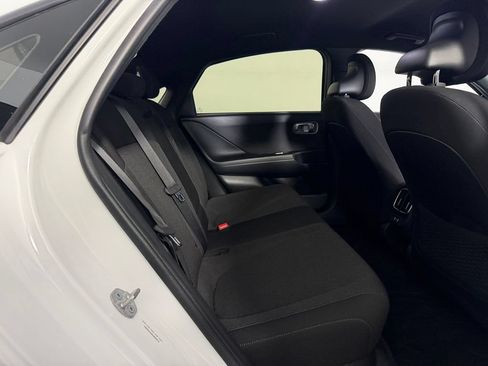 Used 2025 Hyundai Ioniq 6 SE RWD image 28