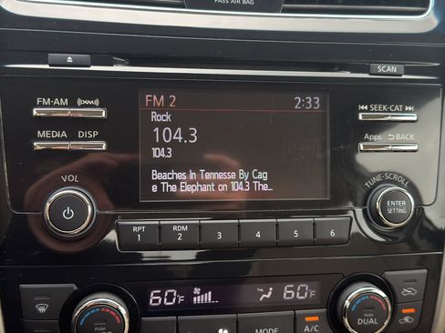 Used 2014 Nissan Altima 2.5 SL FWD image 18