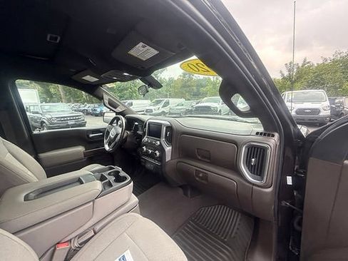 Used 2020 GMC Sierra 1500 SLE w/ SLE Value Package AWD/4WD image 12