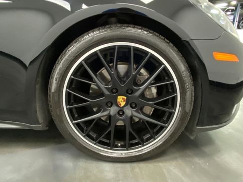Used 2017 Porsche Panamera 4 image 17