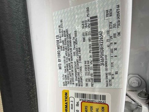 Used 2015 Ford Fusion SE w/ Equipment Group 202A image 27