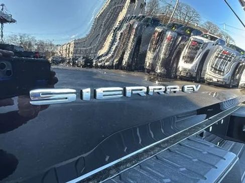 New 2026 GMC Sierra EV Elevation AWD/4WD image 9