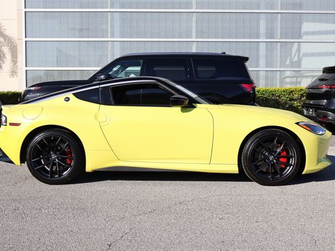 Used 2024 Nissan Z Performance w/ Floor Mat Package image 9