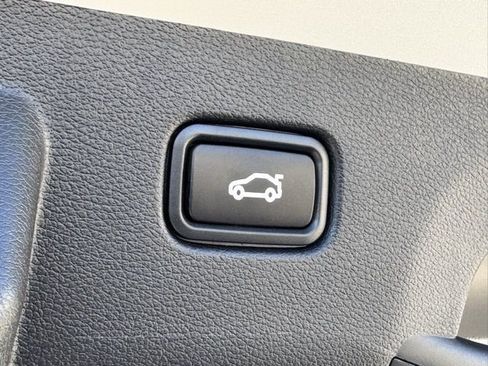 New 2026 Kia Sportage LX FWD image 9