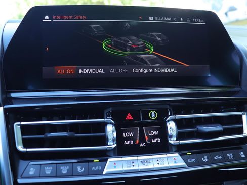 Used 2022 BMW M850i Gran Coupe xDrive AWD/4WD image 33