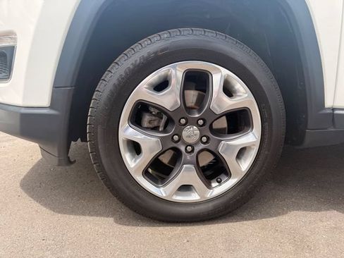 Used 2020 Jeep Compass Limited AWD/4WD image 22