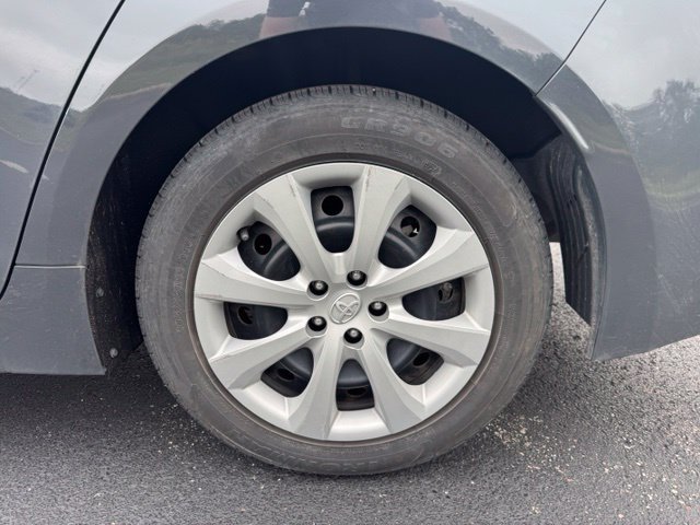Used 2024 Toyota Corolla LE FWD image 11
