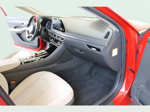Used 2020 Hyundai Sonata SEL image 15