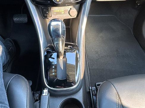 Used 2018 Chevrolet Trax Premier image 23