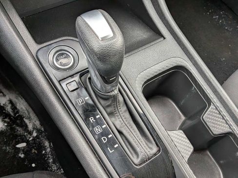 Used 2022 Nissan Sentra S image 27