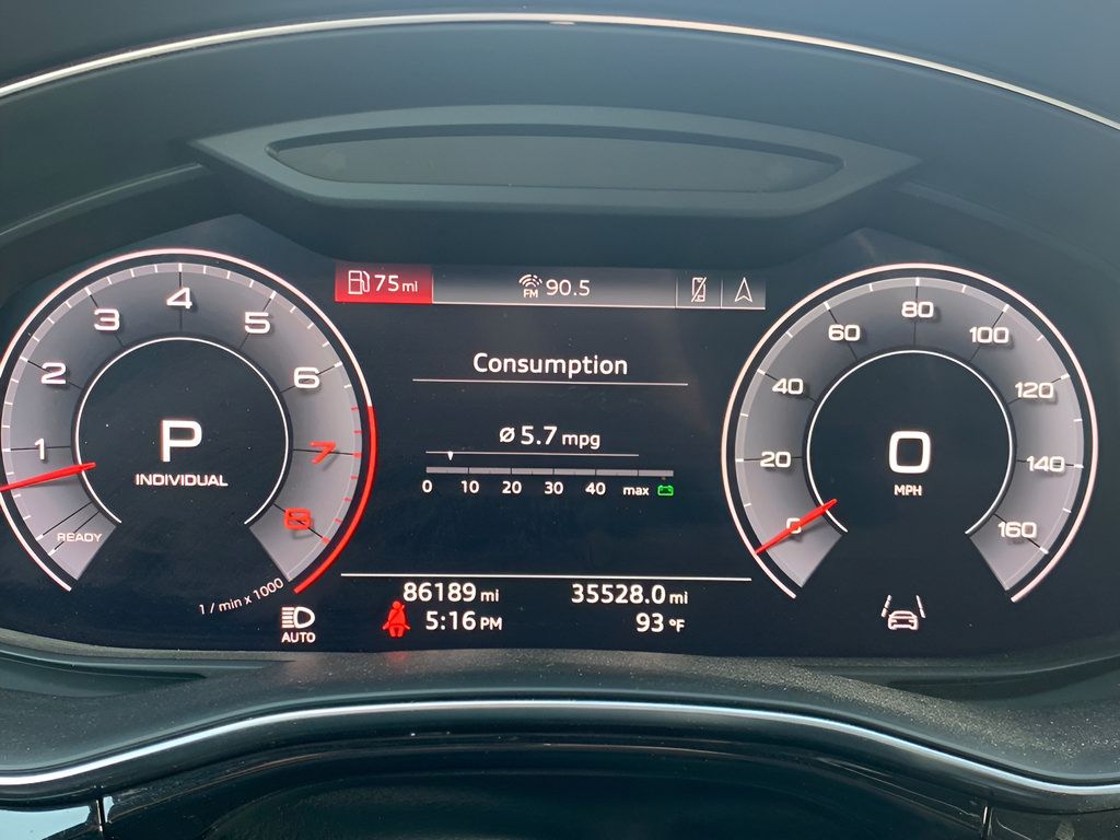 Used 2019 Audi Q8 Prestige w/ Luxury Package AWD/4WD image 22