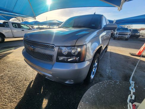 Used 2008 Chevrolet Tahoe LT image 2