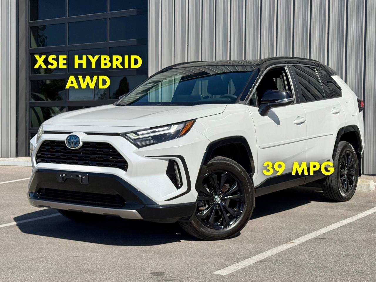 Used 2024 Toyota RAV4 XSE w/ Weather Package AWD/4WD image 1