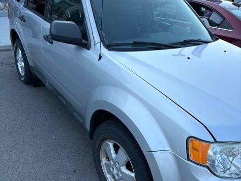 Used 2012 Ford Escape XLT AWD/4WD image 1