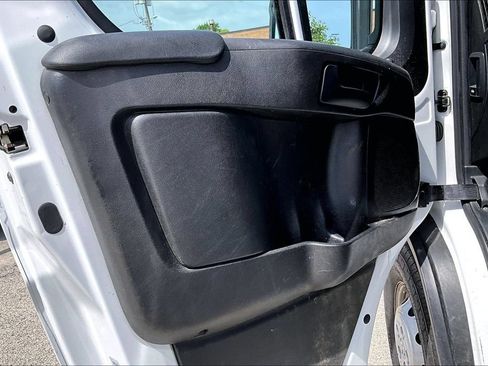 Used 2023 RAM ProMaster 2500 FWD image 14