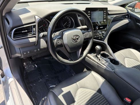 Used 2023 Toyota Camry SE w/ Convenience Package FWD image 2