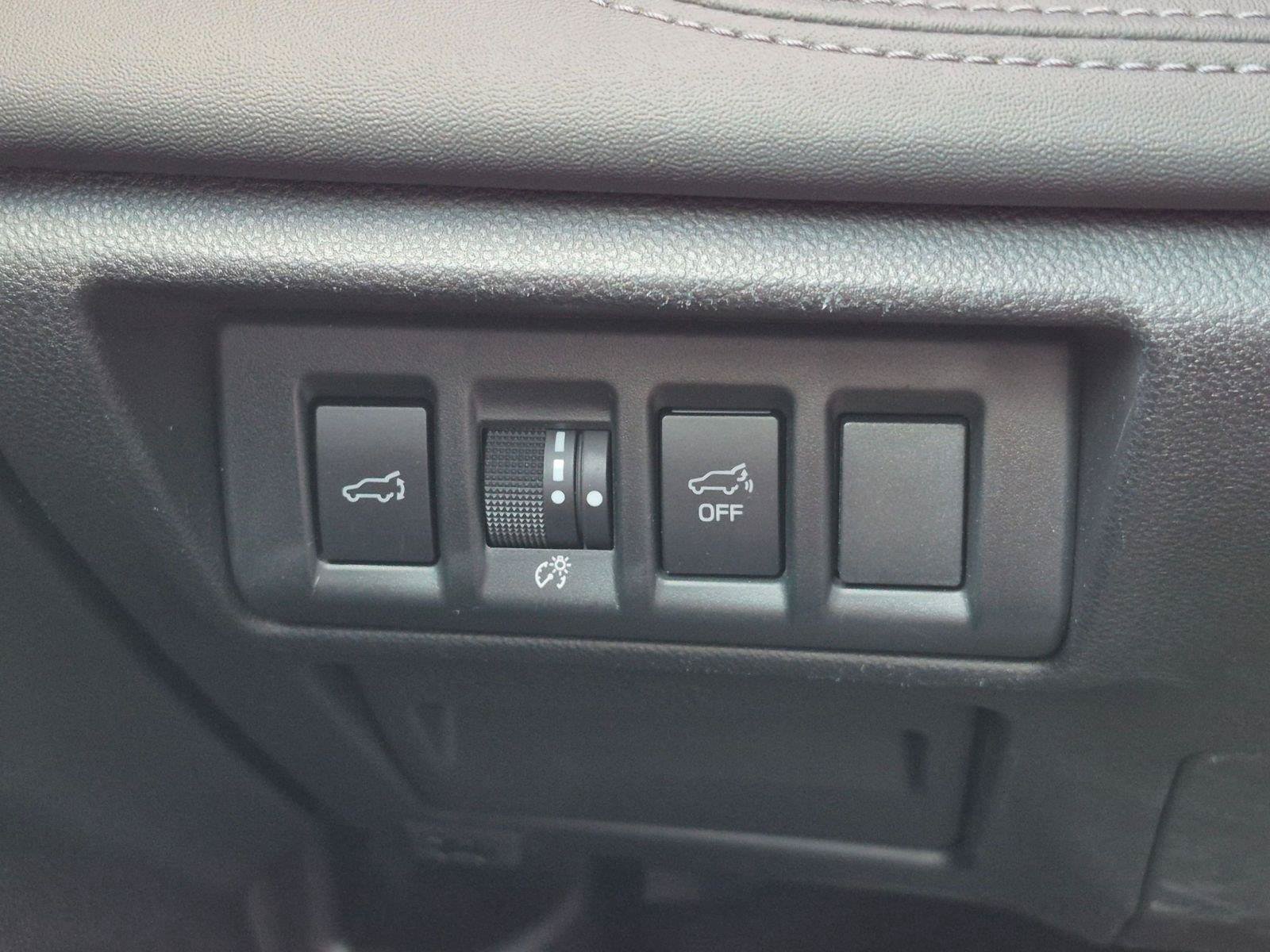 Used 2024 Subaru Outback Limited AWD/4WD image 25