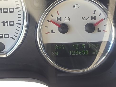 Used 2006 Ford F150 XLT RWD image 12