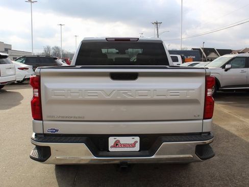 Used 2022 Chevrolet Silverado 1500 LT image 4