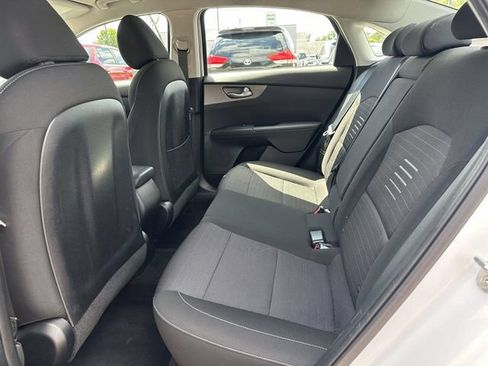Used 2019 Kia Forte Sedan FWD image 17