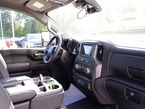 New 2026 GMC Sierra 2500 Pro AWD/4WD image 38