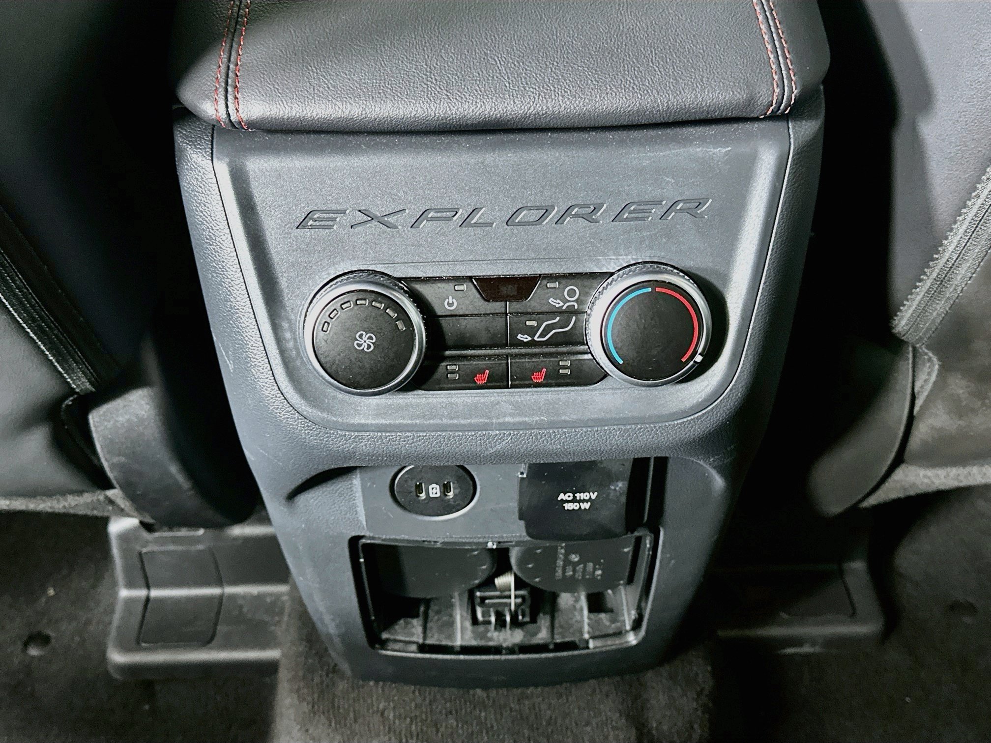 Used 2026 Ford Explorer ST-Line w/ ST-Line Street Pack RWD image 28