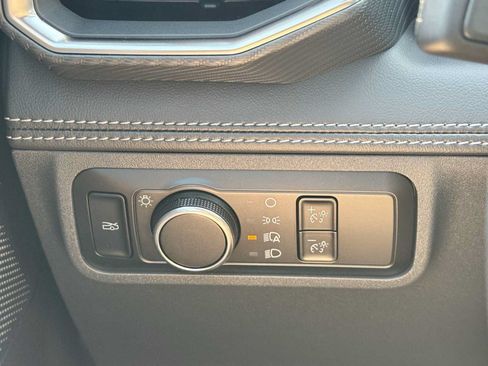 Used 2024 Ford Mustang GT Premium RWD image 13