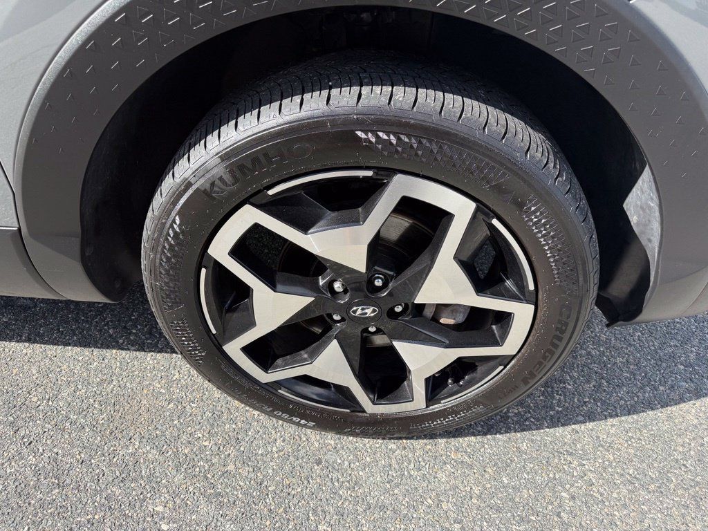 Used 2024 Hyundai Santa Cruz Limited AWD/4WD image 10