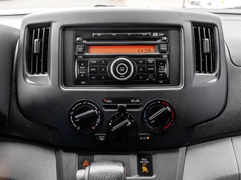 Used 2017 Chevrolet City Express LS FWD image 19