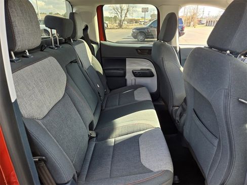 Used 2022 Ford Maverick XLT image 17