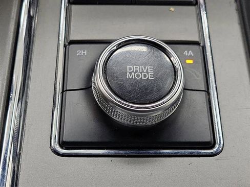 Used 2020 Ford Expedition XLT image 33