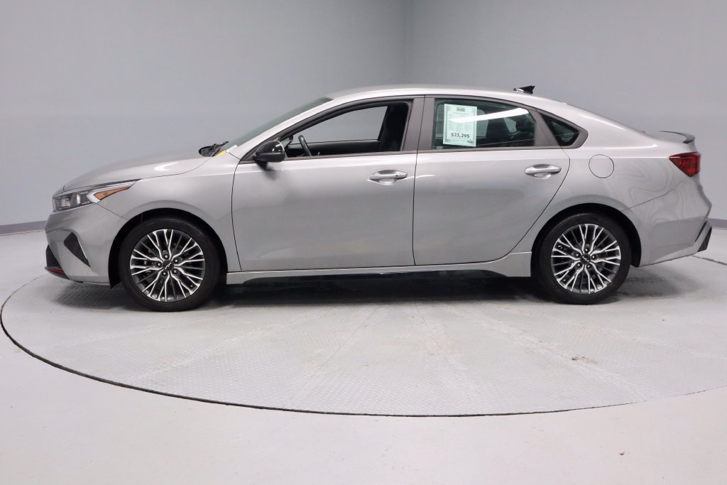 Used 2024 Kia Forte GT-Line FWD image 9