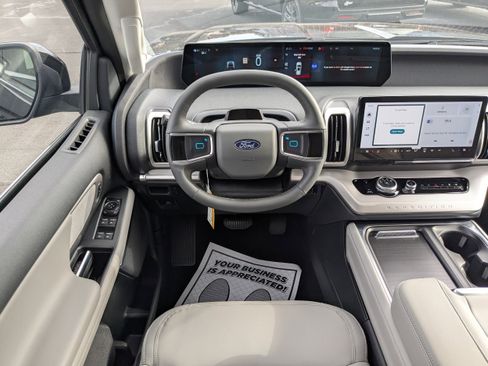 New 2026 Ford Expedition Max Active RWD image 14