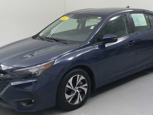 Certified 2025 Subaru Legacy Premium image 4